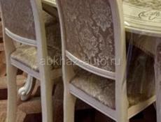 Куплю стол со стульями 