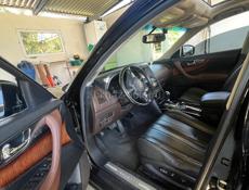 Infiniti FX