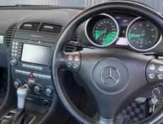 Mercedes-Benz SLR