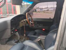 Toyota Hilux Surf