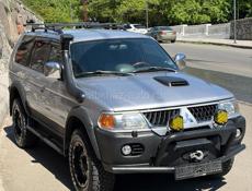 Mitsubishi Pajero Sport