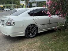Nissan fuga