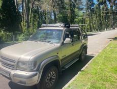Isuzu Trooper