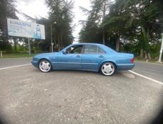 Mercedes-Benz E-Класс