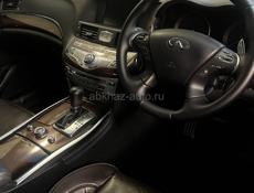 Infiniti QX4