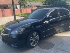 Nissan fuga
