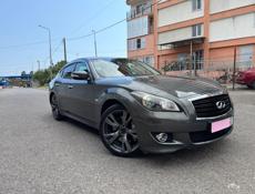 Nissan fuga
