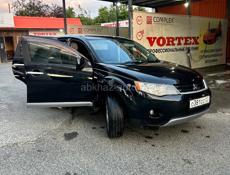 Mitsubishi Outlander XL