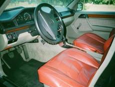 Mercedes-Benz 124