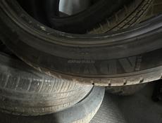 235 45 R18 две штуки
