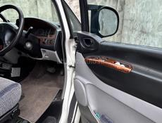 Mitsubishi L 400