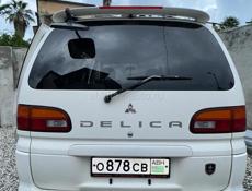 Mitsubishi L 400
