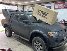 Mitsubishi L 200