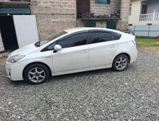 В разборе Приус 30
