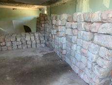 Блоки 306 штук по 30 и другое 20 метров 65 тысяч торг