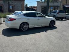 Nissan fuga