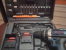 Шуруповерт Bosch. 