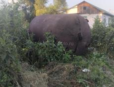 Продаю бак внутри лежало масло 