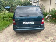 Mercedes-Benz ML