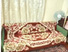 Продается крепки диван за 1500
