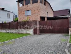 Продается новый дом в центре Сухума 