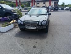 Mercedes-Benz E-Класс