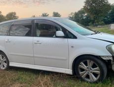 Toyota Ipsum