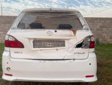 Toyota Ipsum
