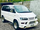 Mitsubishi L 400
