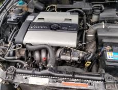Volvo S40