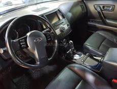 Infiniti FX