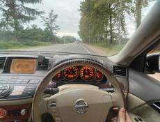 Nissan fuga