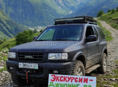 Джипинг по горной местности 