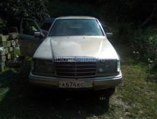 Mercedes-Benz 124