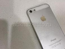 Продам  IPhone 5 (32г)