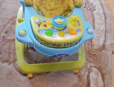 Детская коляска 2/1, манеж, детская кровать с бортиками, детский столик, ходулька 