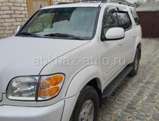 Toyota Sequoia