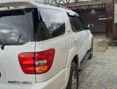 Toyota Sequoia