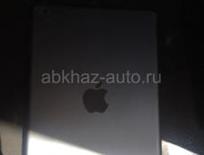 Продам планшет iPad mini за 2000 