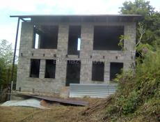 Продаю новый недострояный дом в Каштаке собственный с земельным участком .