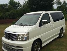 Nissan Elgrand