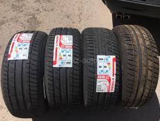 Продаются новые шины 215/60 R16