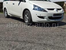 Mitsubishi Grandis