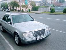 Mercedes-Benz 124