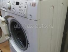 Продам стиральную машину Hotpoint-ariston