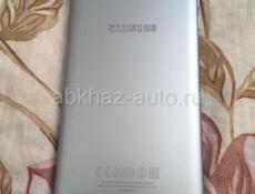 Продам Samsung J7 