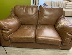 продаю 2 дивана и кресло кожа 27000