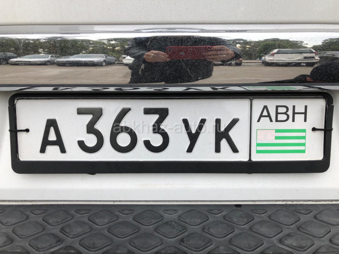 Абхазские номера можно ездить в россии. Номера Абхазии автомобильные. Гос номера Абхазии. Номерной знак Абхазии. Абхазия гос номера машины.