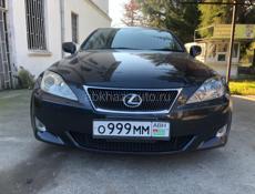 Lexus IS