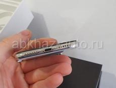 iPhone X 64 GB silver